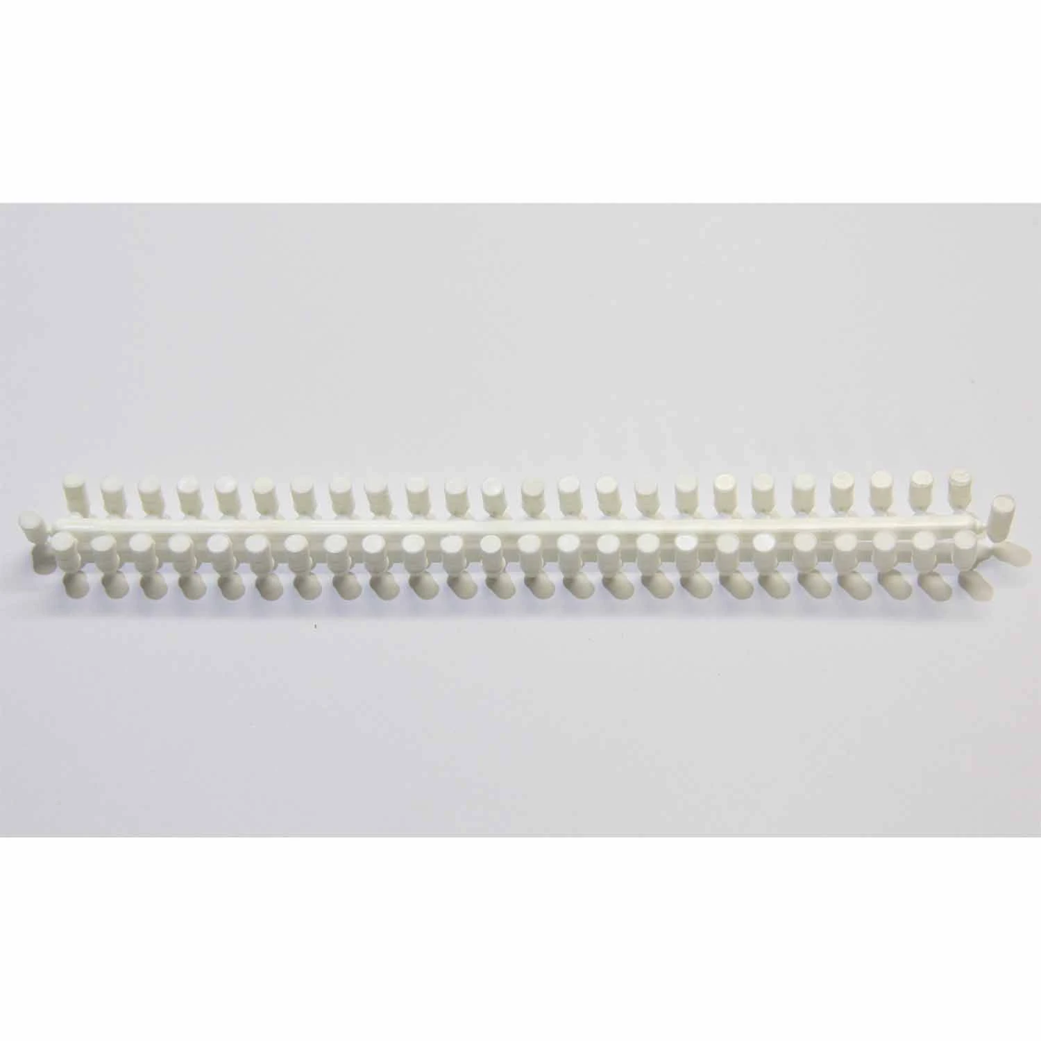 Plastic Binding Hole Plugs For Skis 50 - Image 3